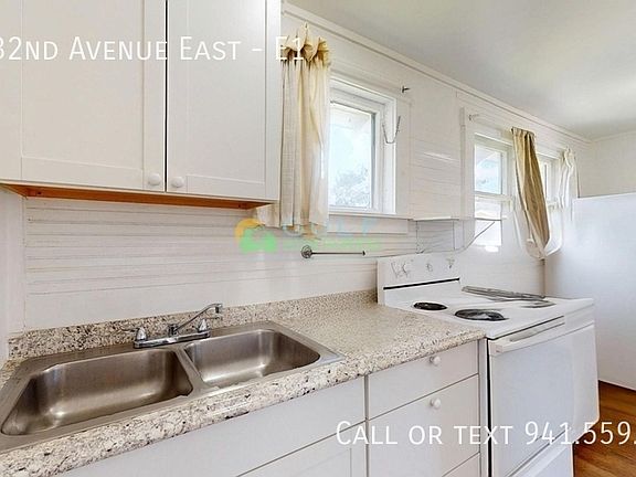 5th image of 2212 32nd Ave E #E1