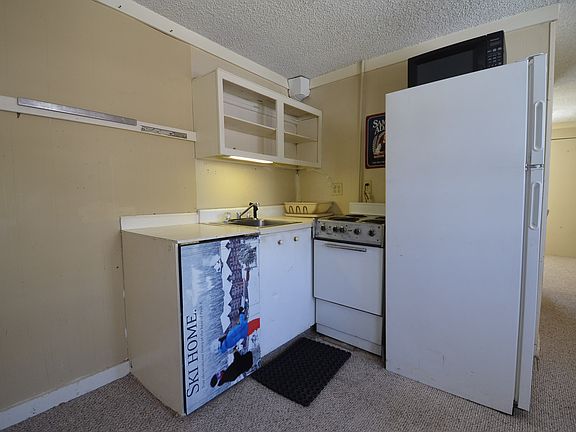 3rd image of 307 Washington Ave