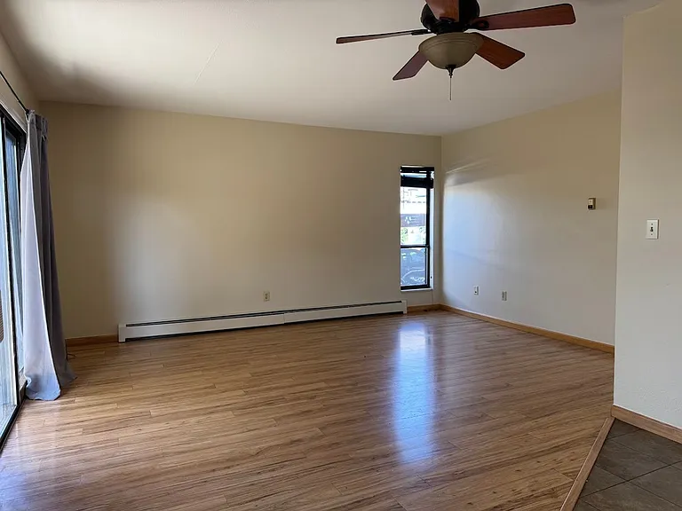625 Manhattan Pl #109 — Photo 2