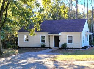 440 27th Street Pl SW, Hickory, NC 28602