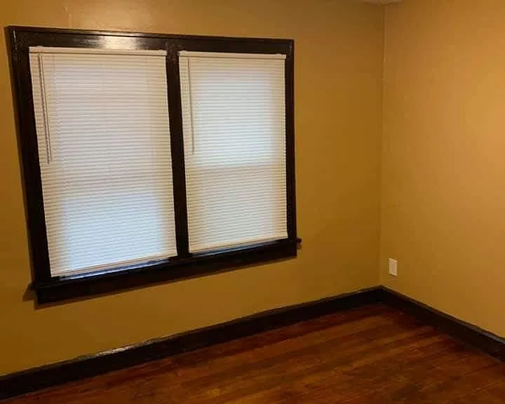 624 1/2 N Drexel Ave — Photo 8