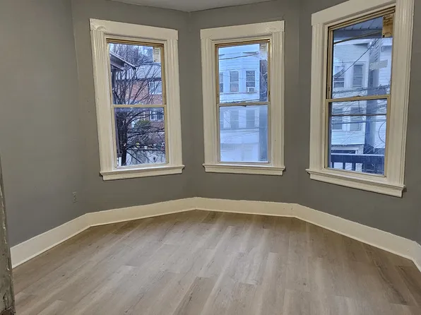 100 N 4th St Floor 2, Paterson, NJ 07522