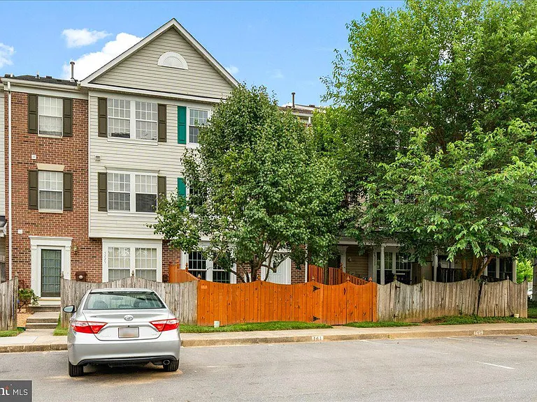 5227 Regal Ct — Photo 25