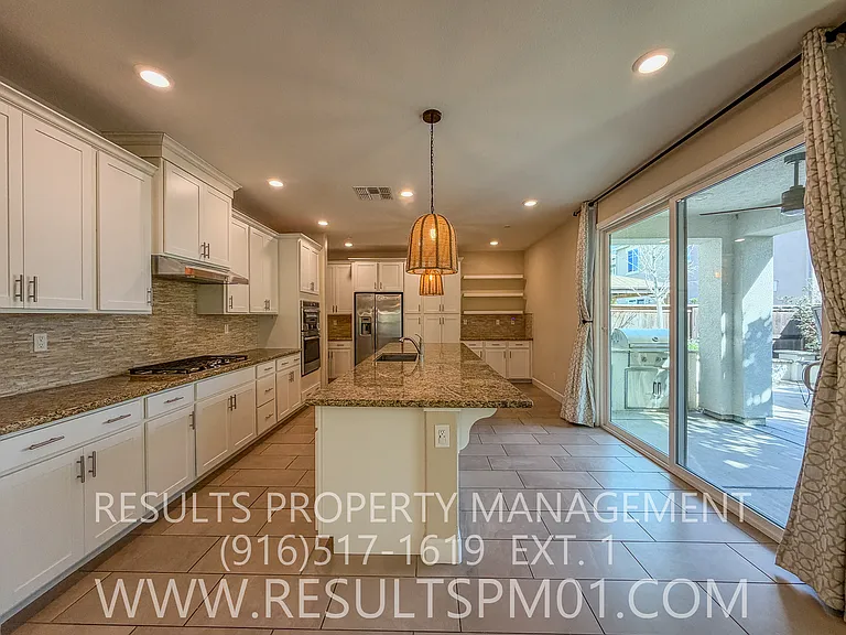 1573 Osborn Dr — Photo 13