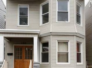 120 Orient Ave, Jersey City, NJ 07305