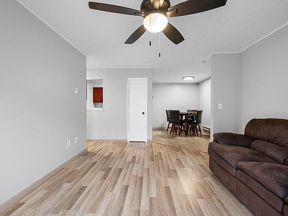 3rd image of 36A Gibbs St APT 11