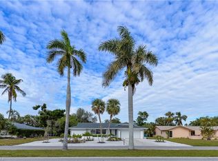 12150 McGregor Blvd, Fort Myers, FL 33919