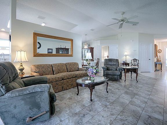4th image of 807 Grand Vista Trl