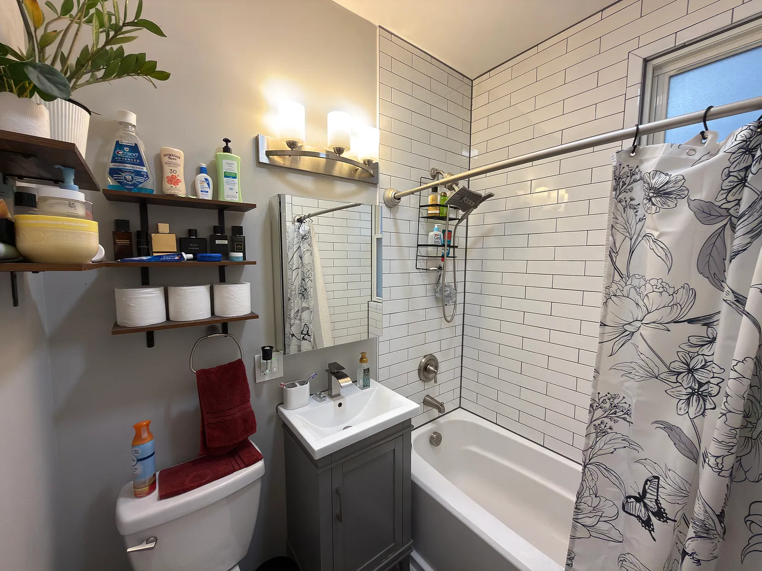 1721 N Kedvale Ave — Photo 3