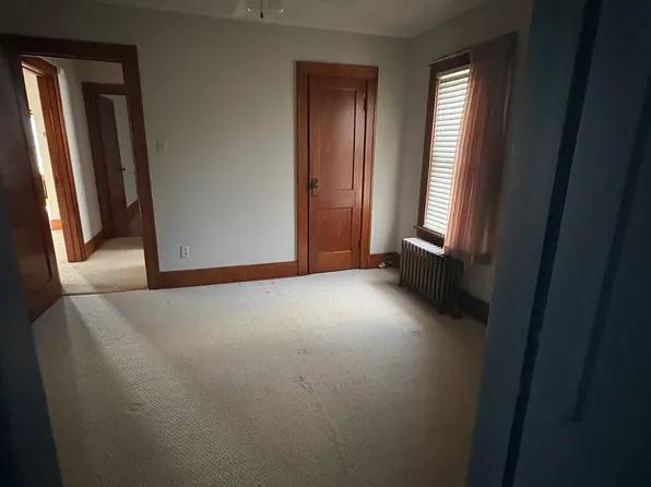 19 Washington St #1, Lancaster, NY 14086
