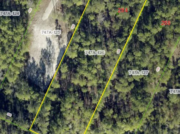 284 Folkstone Road, Holly Ridge, NC 28445