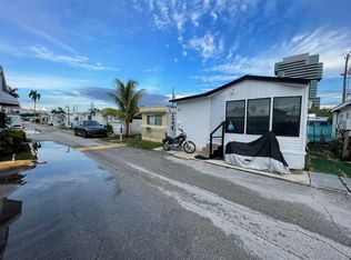 35 Palm Ave #102, Hallandale, FL 33009