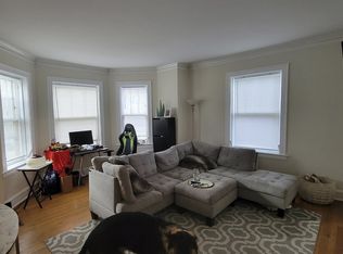 3703 N Hoyne Ave APT 1, Chicago, IL 60618