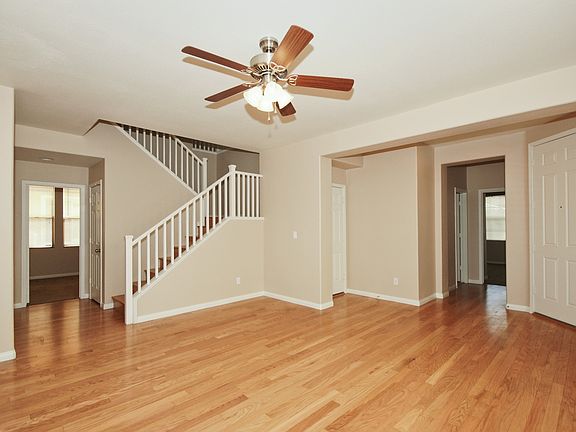4th image of 5208 Grand Lake St