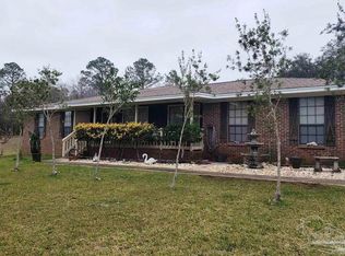 929 New Haven Dr, Cantonment, FL 32533