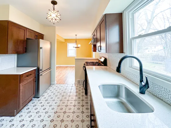 1006 Brooks St, Ann Arbor, MI 48103