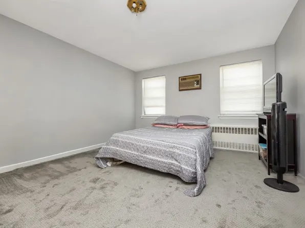 67-72 78th Street image 9 of 28