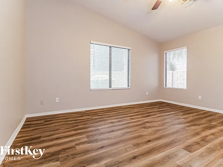 16032 N 159th Ln — Photo 8