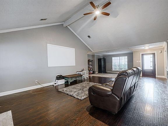 5th image of 6227 Sandy Hollow Dr