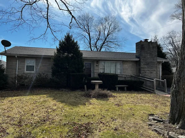 805 W Coolidge Dr, Bloomington, IN 47403