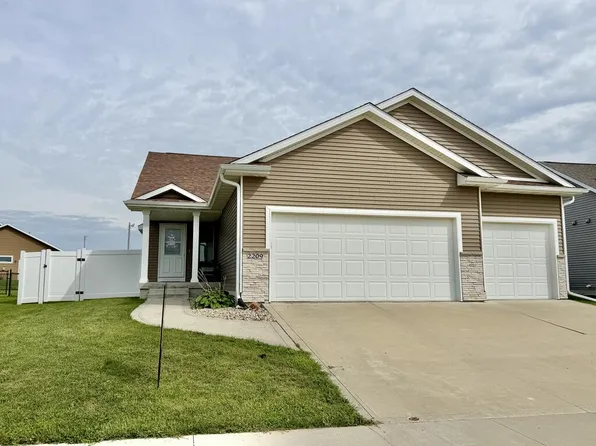 2209 Williams Dr, Fort Dodge, IA 50501