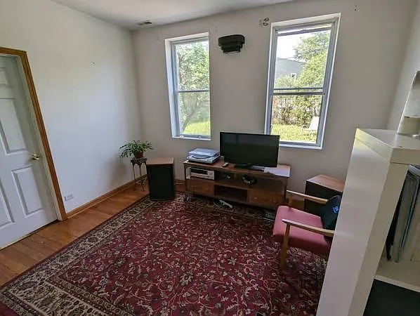 3706 W George St #1 — Photo 3