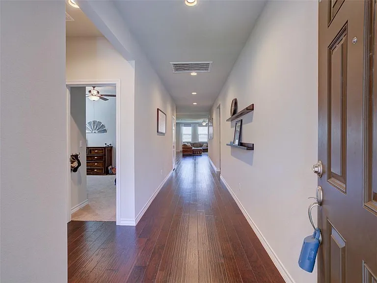 3524 Soft Shore Ln — Photo 4