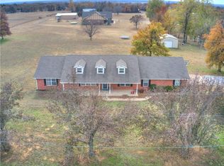 101 Tracye Dr, McLoud, OK 74851