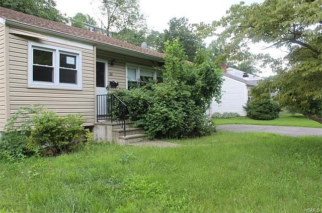 1st image of 484 Midland Ave