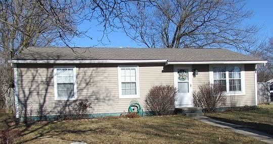 1st image of 2163 Hemlock Dr