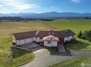 1132 Woodcock Rd, Sequim, WA 98382
