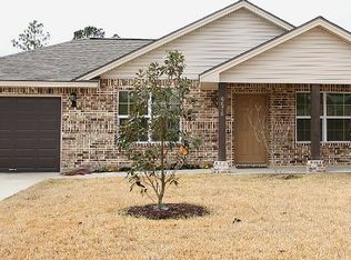 6670 Palace Dr, Lumberton, TX 77657