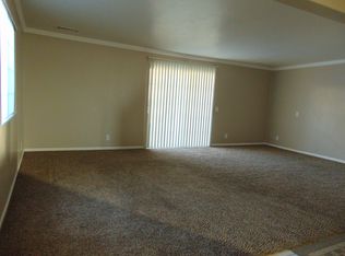 602 Charles Dr, Oceanside, CA 92057