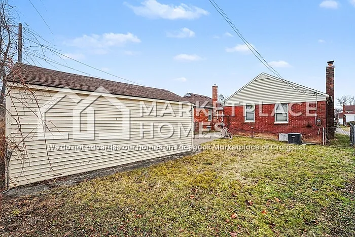 9917 Sussex St — Photo 20