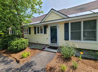 45 Bog Rd UNIT B2, Concord, NH 03303