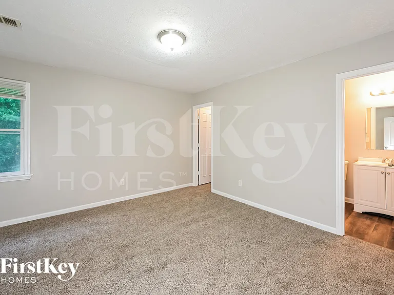 1023 Park Gate Pl — Photo 14