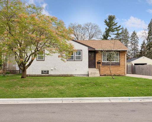 1986 3rd St, White Bear Lake, MN 55110
