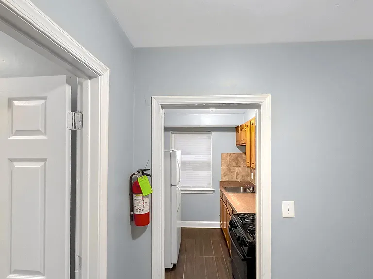 Forrester St SW — Photo 5