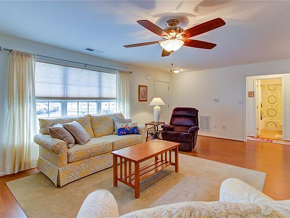 5th image of 21191 Sand Dollar Trl