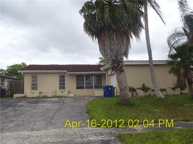 1st image of 10690 NW 27th Ct
