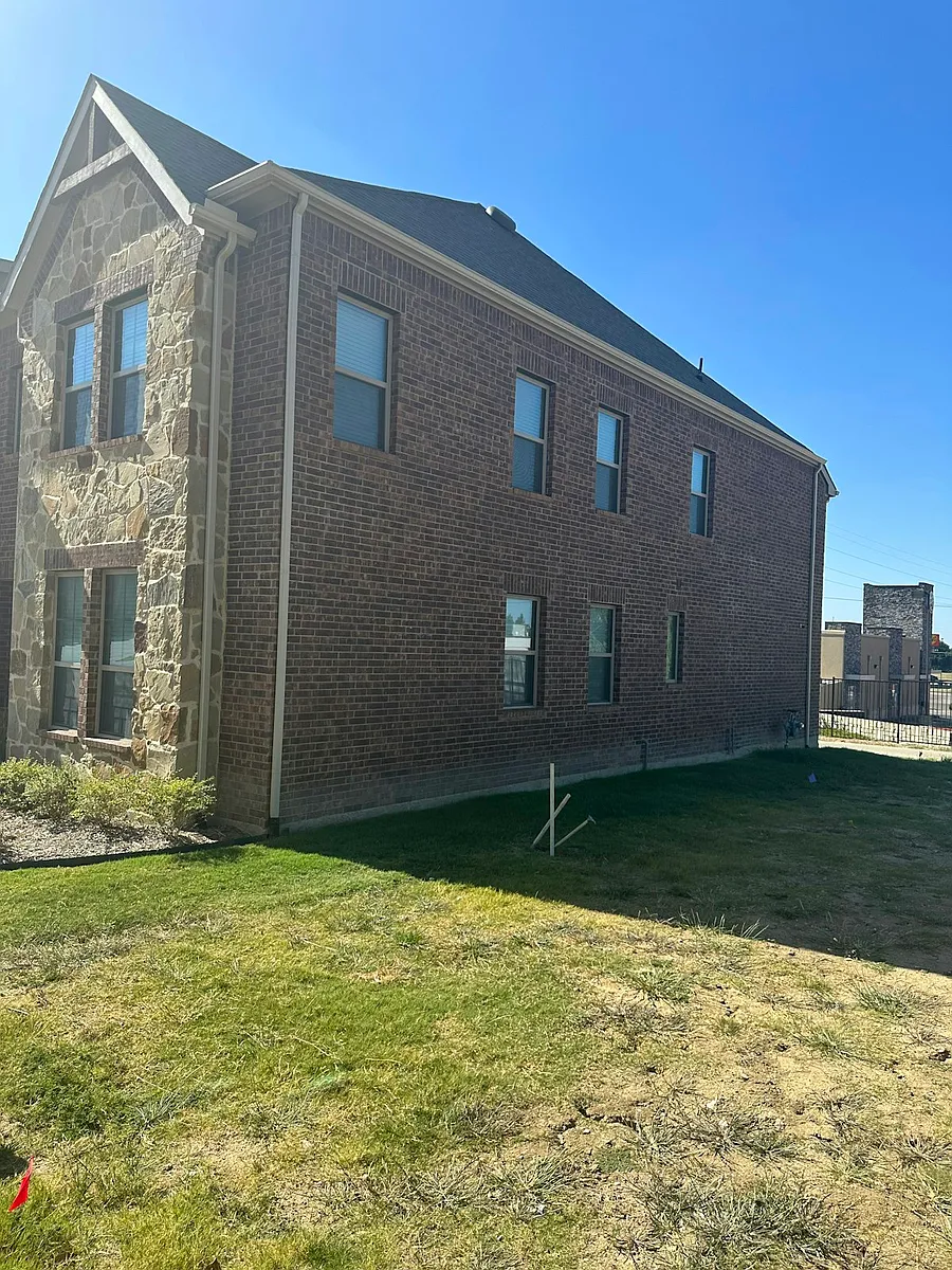 Building Photo - 2017 Crooked Bow Dr