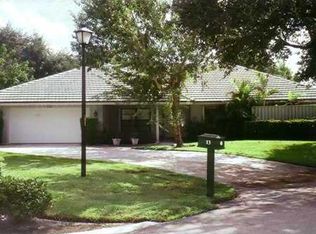 13 Kintyre Rd, Palm Beach Gardens, FL 33418