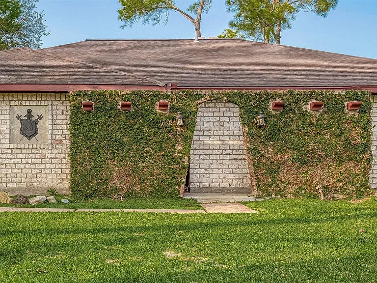 11406 High Star Dr — Photo 48