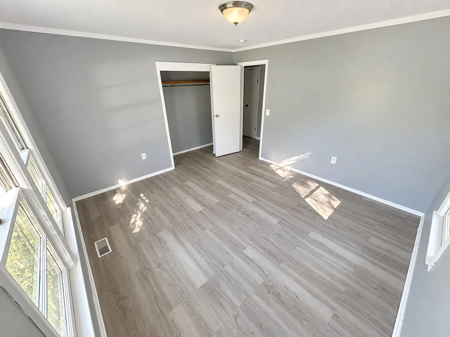 For Rent — Photo 4