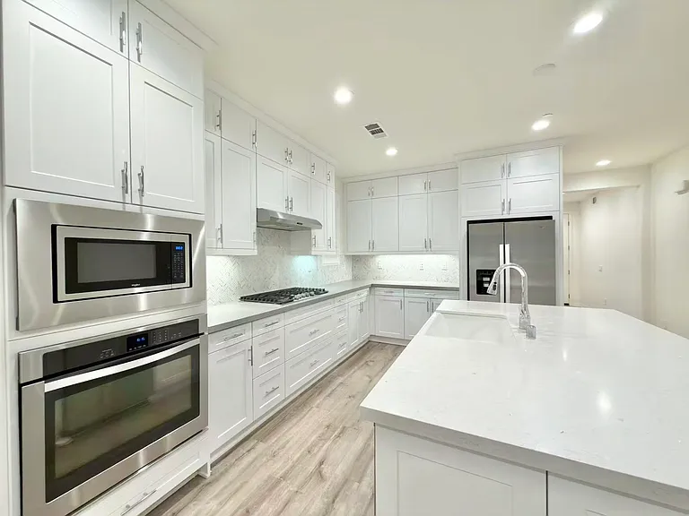 68 Jarano St — Photo 3