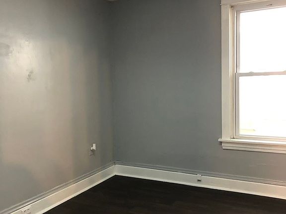5th image of 3708 Ivy St #1