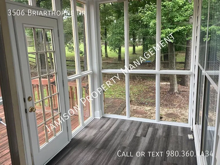 3506 Briarthorne Dr — Photo 12