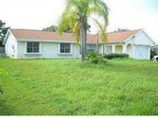 2050 SE Rainier Rd, Port Saint Lucie, FL 34952