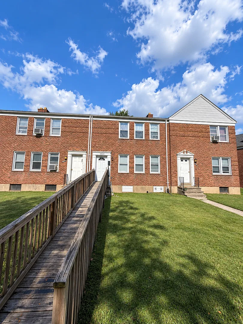 5520 Lothian Road — Photo 1