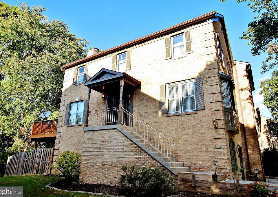 1st image of 7321 Mallory Ln